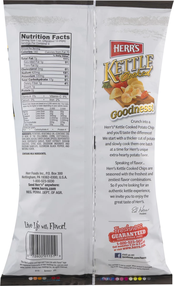 Kettle Cooked Cracked Pepper & Sea Salt Potato Chips 4-Pack 7.5 oz M21873